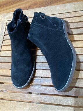Clarks Camzin Bow Boots Womens 5 M Ankle Boot Side Zip Black Suède